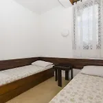 Apartment Miodrag *